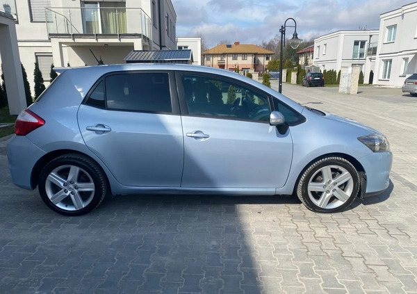 Toyota Auris cena 18900 przebieg: 249000, rok produkcji 2010 z Warszawa małe 191